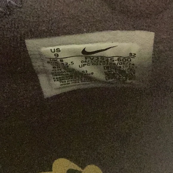 Men’s ACG Pink and Brown Athletic Shoes - Picture 4 of 4